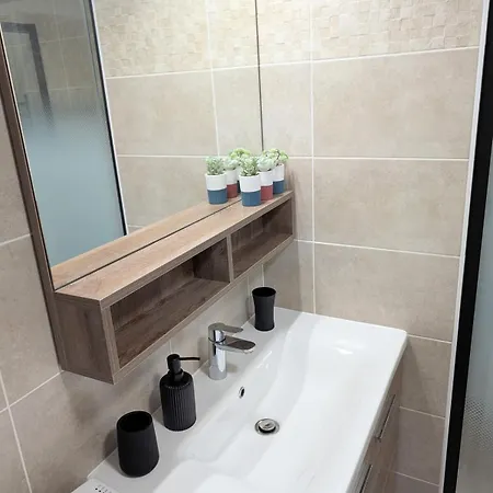 3 Pieces, Moderne Et Confortable - 2 A 4 Personnes Apartmán Saint-Maur-des-Fossés